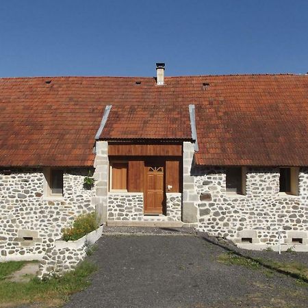 Le Bon Air Est Dans Le Pre Apartment Champagnac  Bagian luar foto