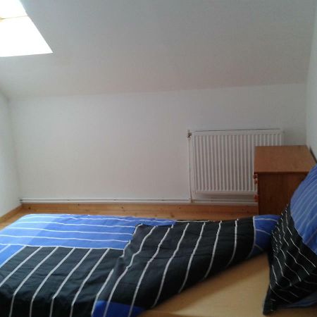 Le Bon Air Est Dans Le Pre Apartment Champagnac  Bagian luar foto