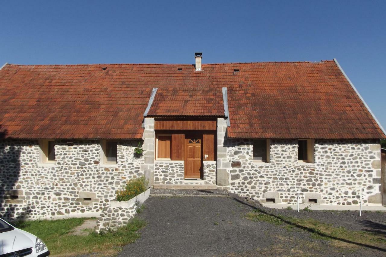 Le Bon Air Est Dans Le Pre Apartment Champagnac  Bagian luar foto