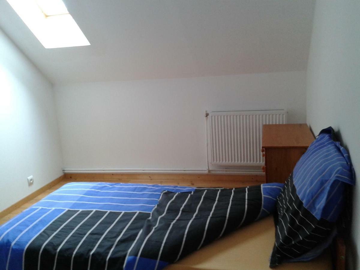 Le Bon Air Est Dans Le Pre Apartment Champagnac  Bagian luar foto